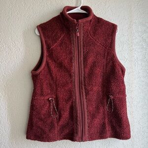 Woolrich Women's Burgundy Red Fleece Vest Black Cherry Size Medium M Zip Up